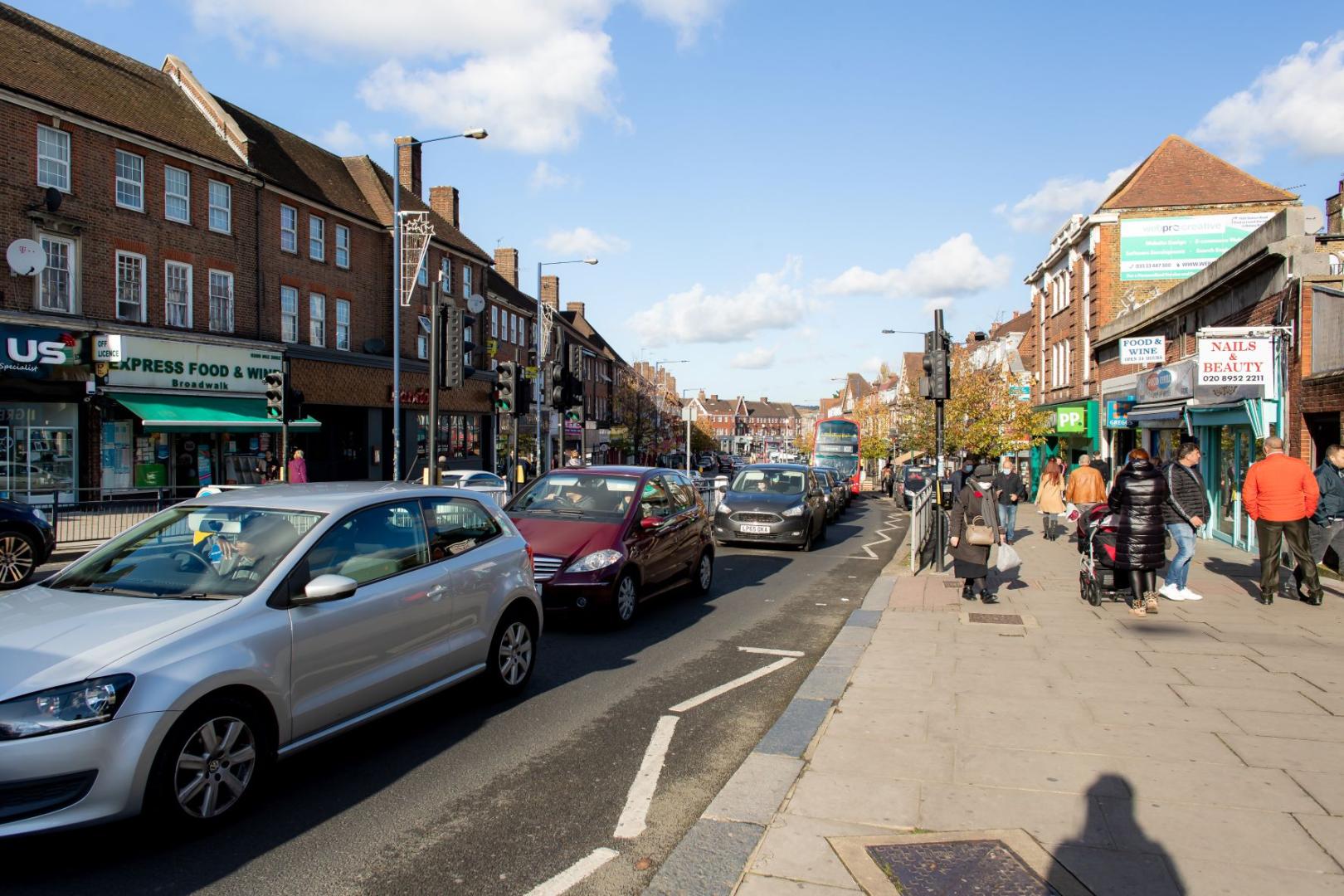 What Does Edgware Have To Offer To A Prospective Homeowner?