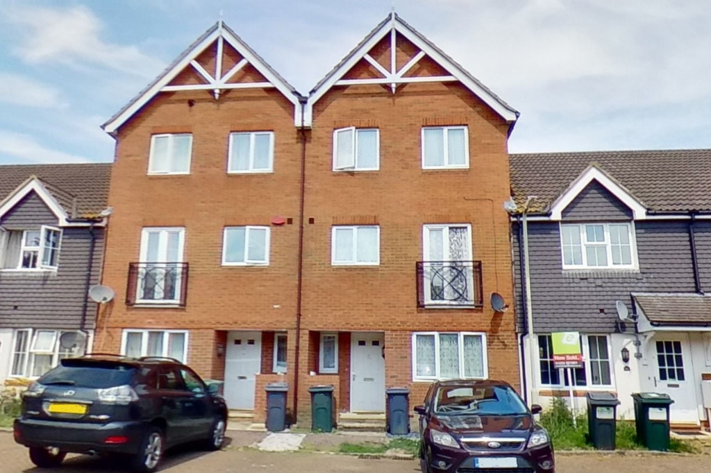 4 bed terraced house for sale in Bryony Drive, Par