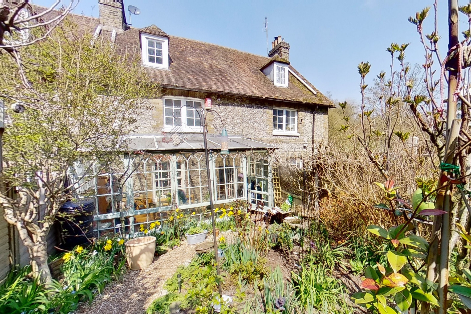 3 bed Grade ll listed cottage for sale in Alkham R