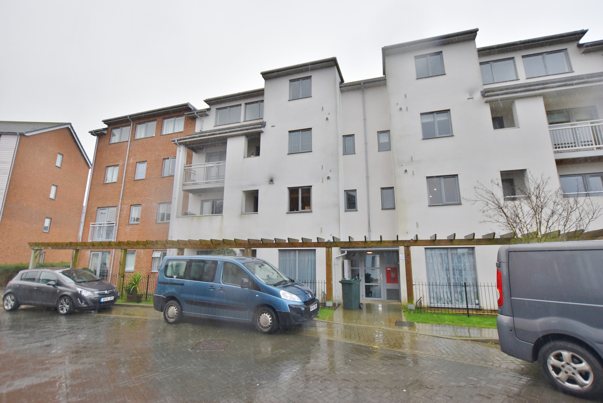2 Bed Apartment JUST REDUCED in Ashford TN24