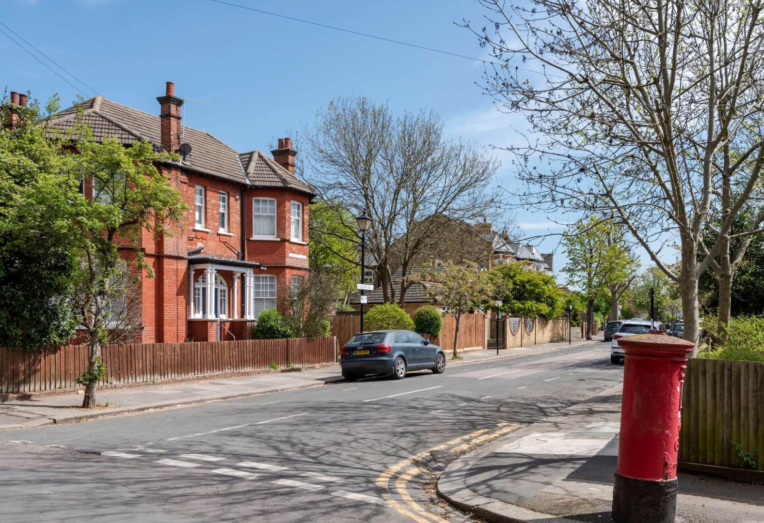 Area Guides for Guide to Leytonstone (1)