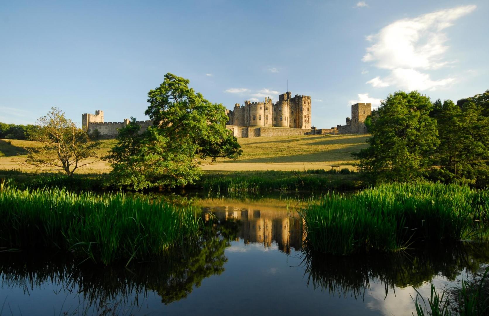 Area Guides for Northumberland - Alnwick (1)