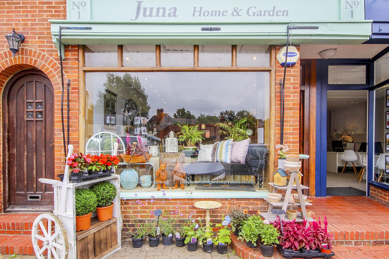 Juna Home & Garden in Angmering (1)