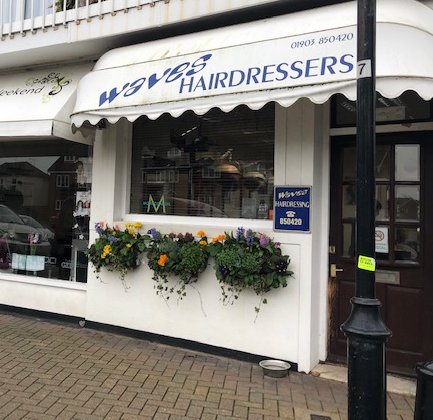Waves Hairdressers in East Preston (1)