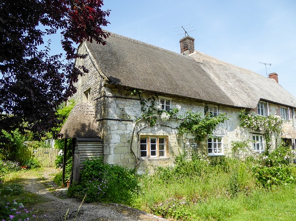 Grade 2 Listed cottage