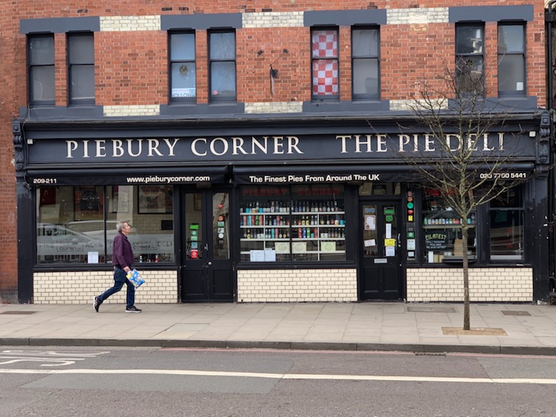 Piebury Corner in Holloway