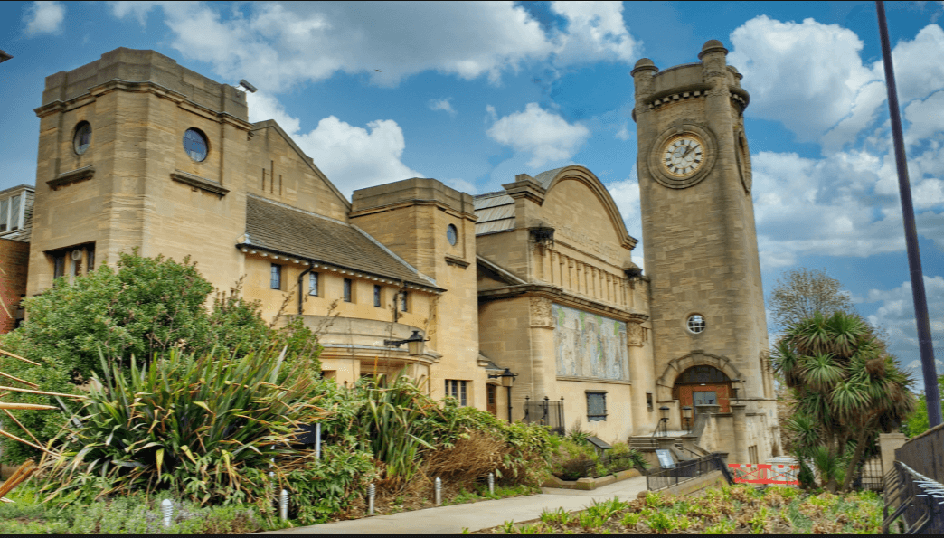 Horniman Museum & Gardens in Honor Oak- Forest Hill (1)