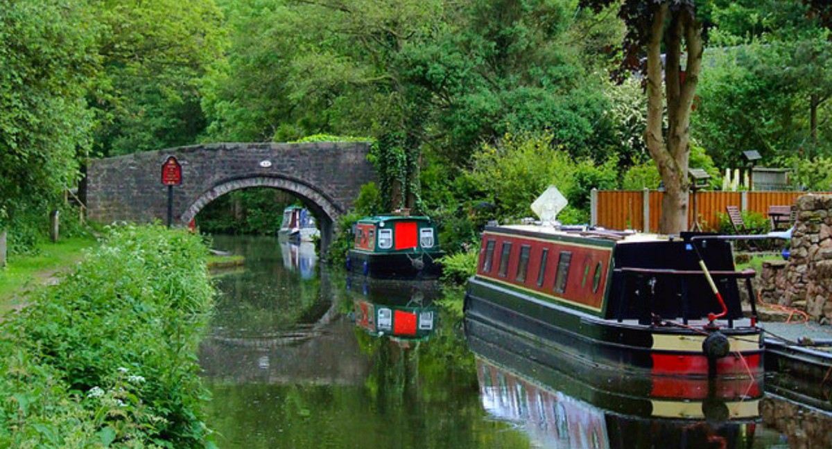 The Cauldon Canal in Hanley (2)