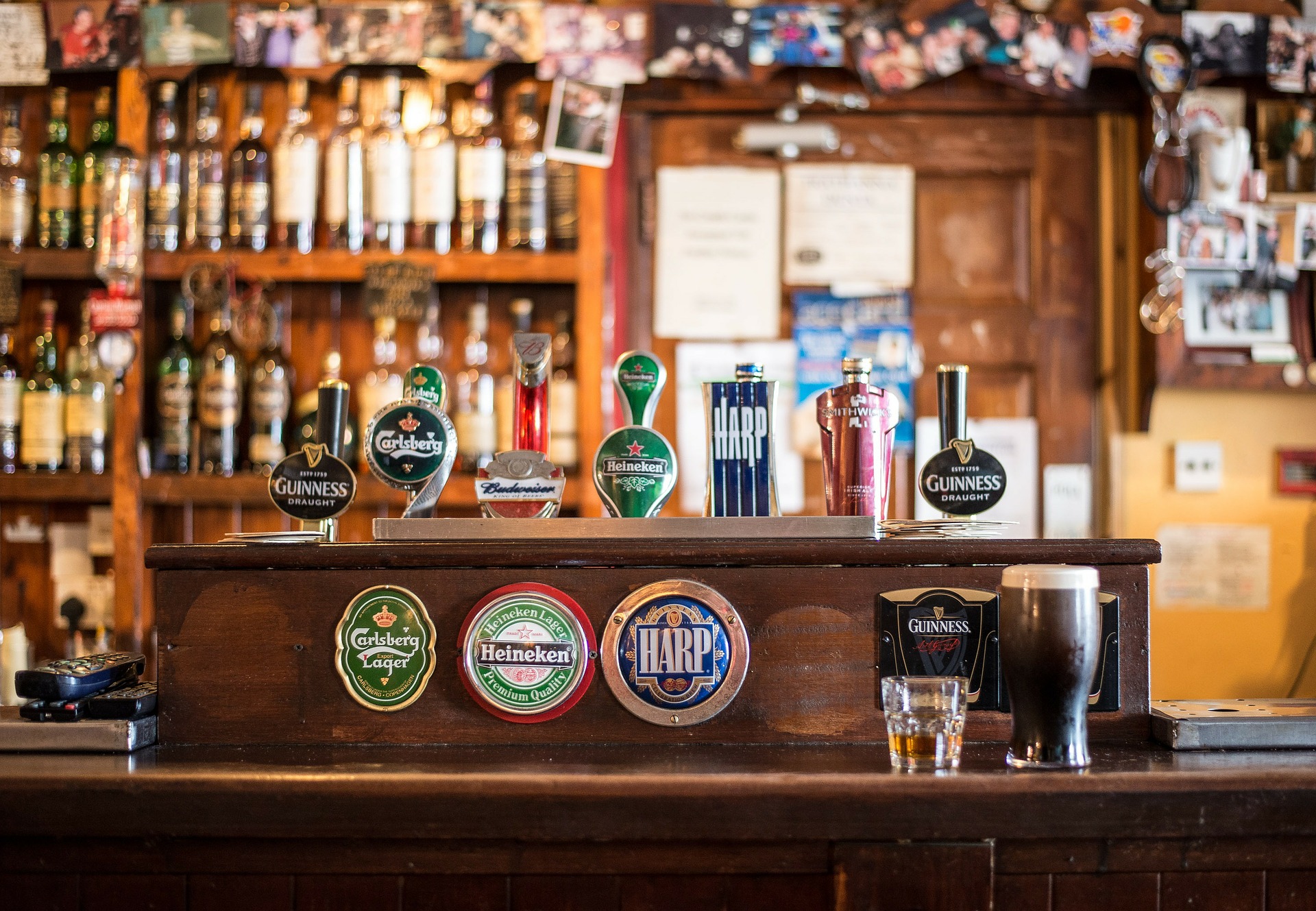 Bars/Pubs in East Preston